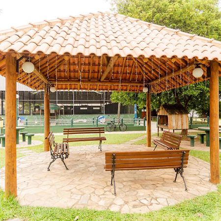 Apto A 800M Da Praia Do Jardim Em Άνγκρα Ντος Ρέις Εξωτερικό φωτογραφία